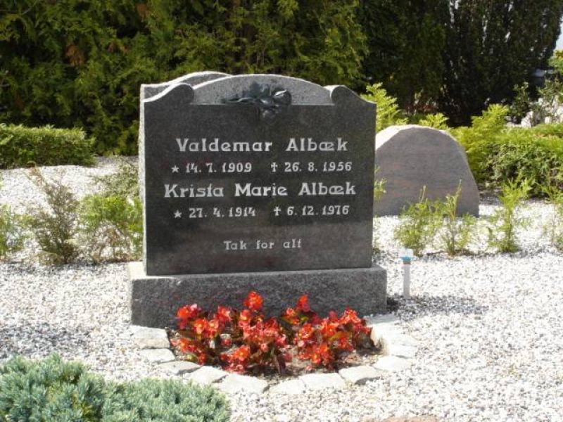 Krista  Marie   Albaek .jpg